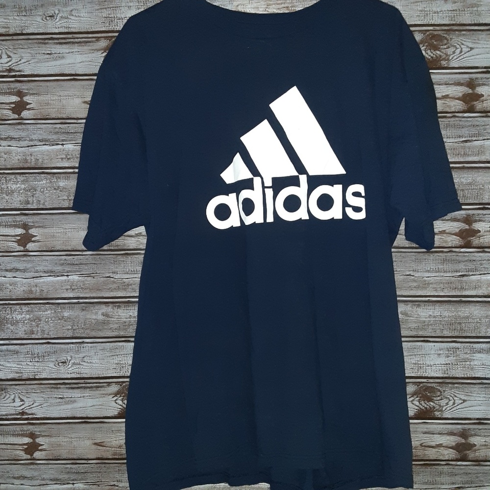 ⭐Adidas XL Blue & White The Go-To Tee⭐